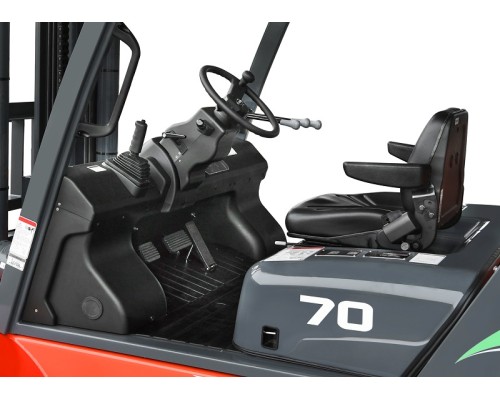 Бензиновый автопогрузчик HELI CPQD70G (7 т)