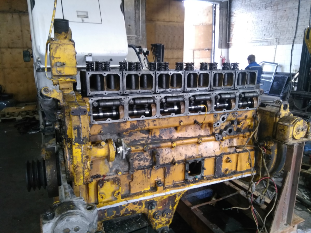 Ремонт двигателя Komatsu D170